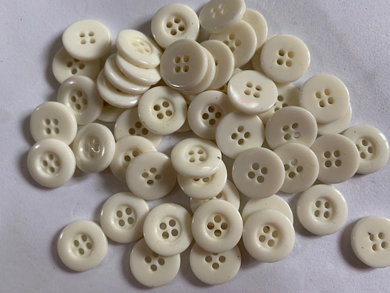 Small Buttons Ivory Buttons 14 Mm 1/2 Inch Sewing Buttons, 12 Vintage, Sew  Through Buttons Ivory Buttons Plastic Buttons 
