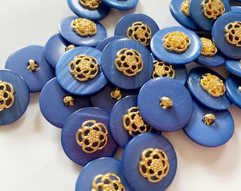 Medium blue and gold buttons blue center buttons plastic sewing buttons 3/4” inch blue plastic with gold center shank vintage sewing button