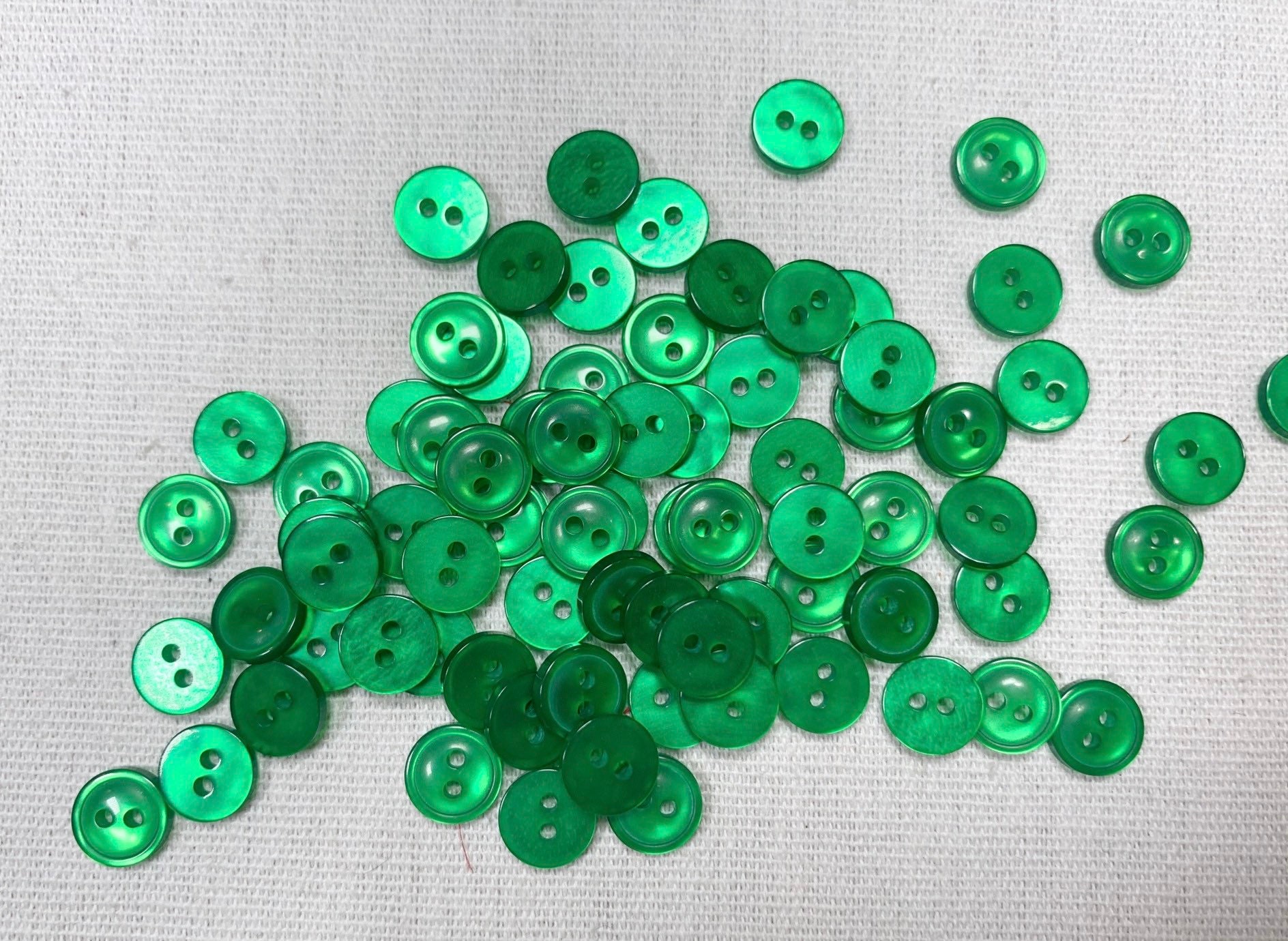 Ball Button Crochet Trimmings 12mm Fir green - Buttons Paradise