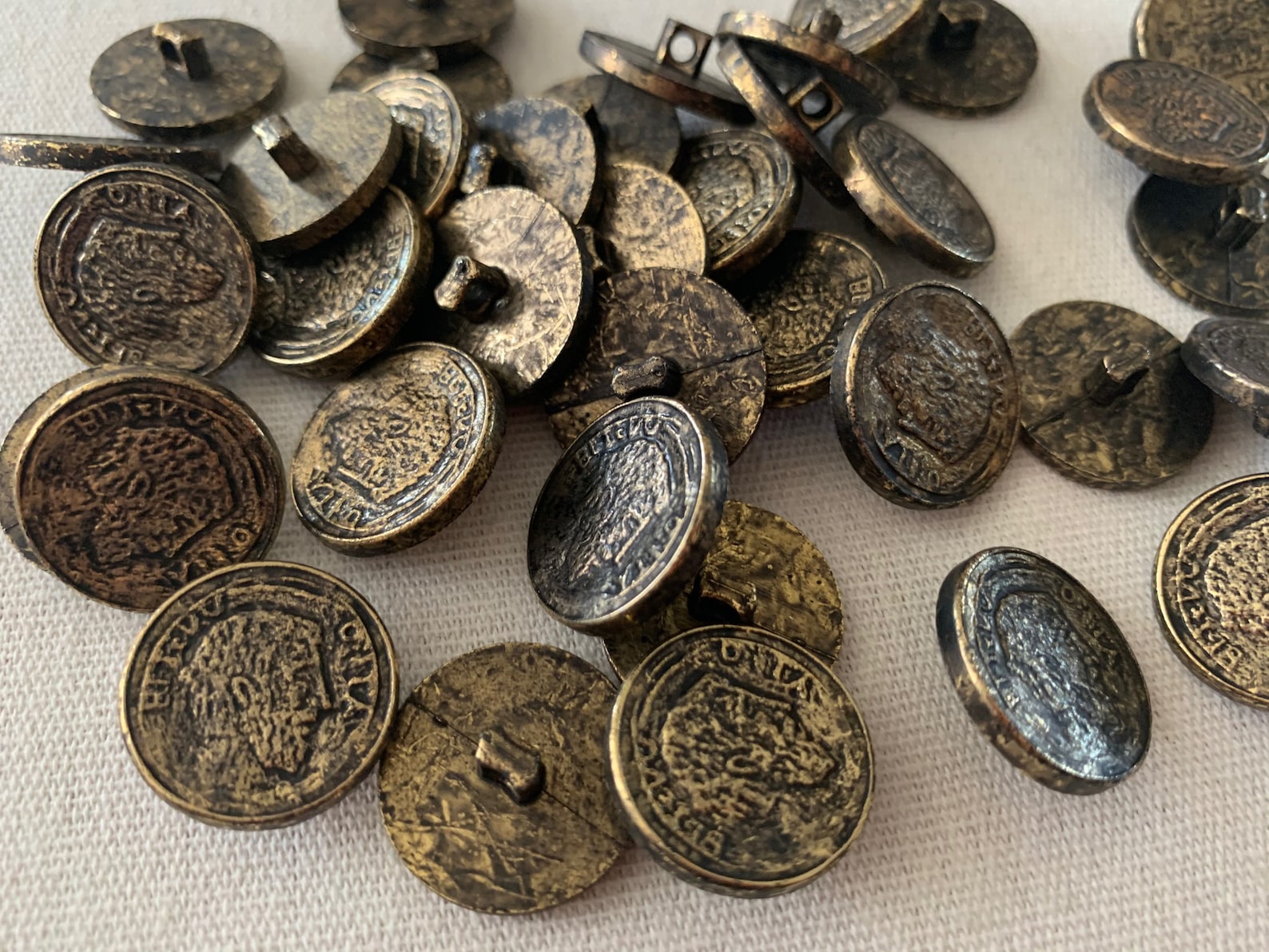 Medium Antique Gold Buttons Roman Coin Design Plastic Sewing Etsy