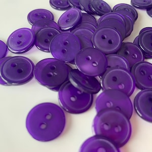 Small buttons purple sewing buttons plastic sewing buttons, estimate 5/8” 16mm sewing button 6 buttons