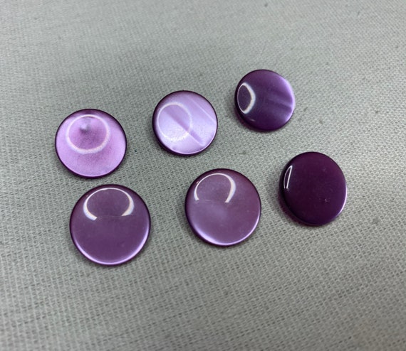 Medium Purple Buttons With Glistening Sheen Design 5/8 Sewing | Etsy