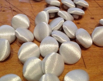 Bridal Buttons satin covered buttons by the gross custom made bridal covered buttons