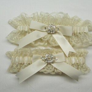 IVORY LACE wedding or prom garters Bridal garter.
