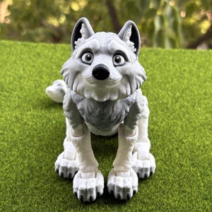 Articulated 3D Wolf Toy with Movable Joints - Multi-Color Poseable Desk Decor - Perfect Christmas/Birthday Gift for Collectors