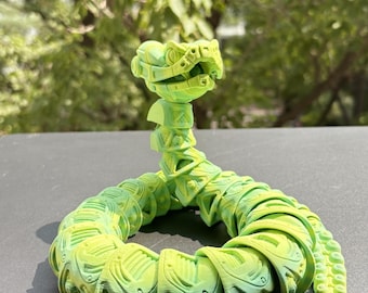 3D Printed Articulated Rattlesnake: Poseable STEM Toy, Desk Decor