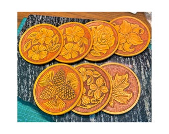 Met de hand bewerkte leren onderzetters: westers bloemenontwerp, aangepaste kleuren