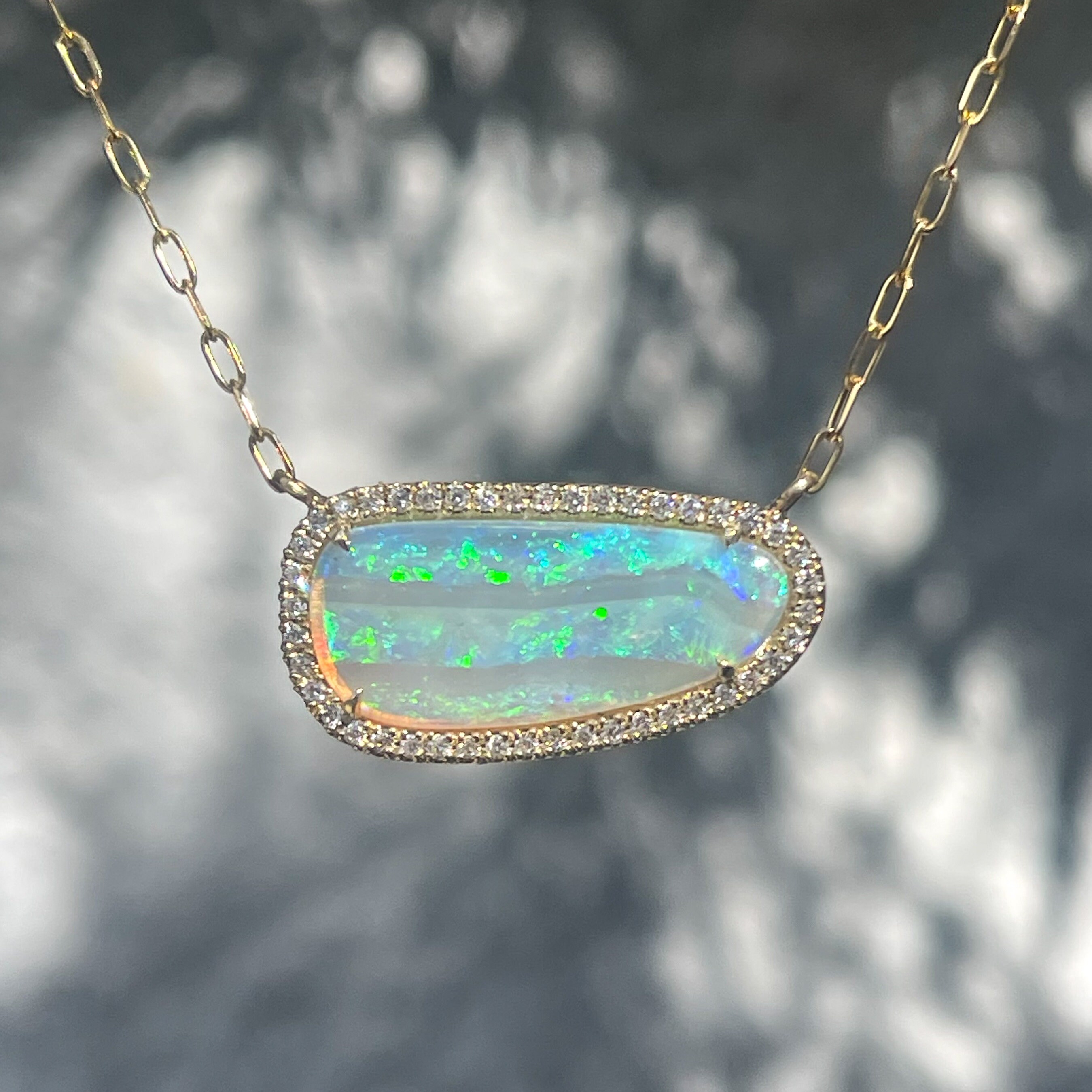 NIXIN Jewelry の Alpine Reverie オーストラリアン オパール 