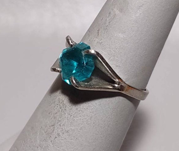 Modernist Blue Green Quartz Ring-sterling Silver Solitaire
