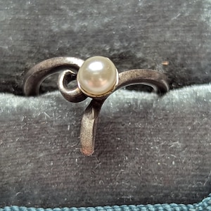 Modernist Taxco Mexico Pearl Sterling Silver Ring Signed DPI FINN