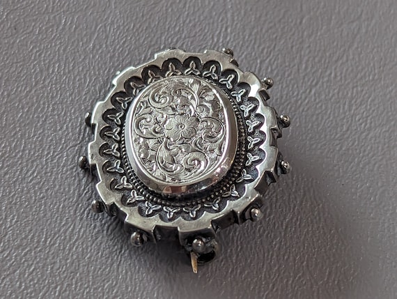 Victorian Sterling Silver Floral Brooch-Antique A… - image 3