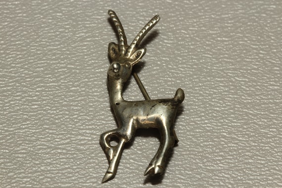 Taxco Mexico Sterling Silver 925 Vintage Gazelle Figural Pin Signed MGH