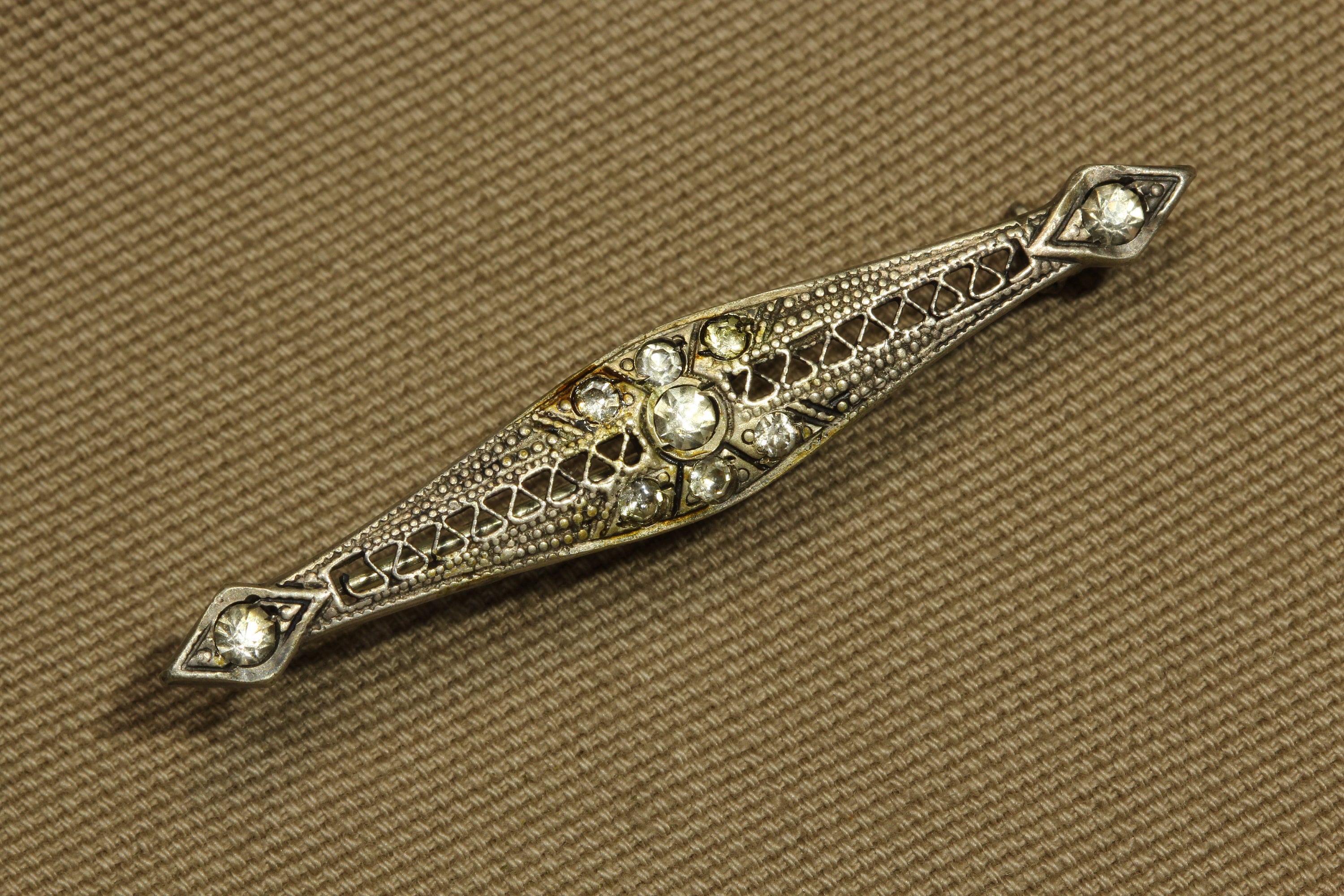 Edwardian Sterling Silver Paste Bar Brooch Pin, Antique  display picture 1