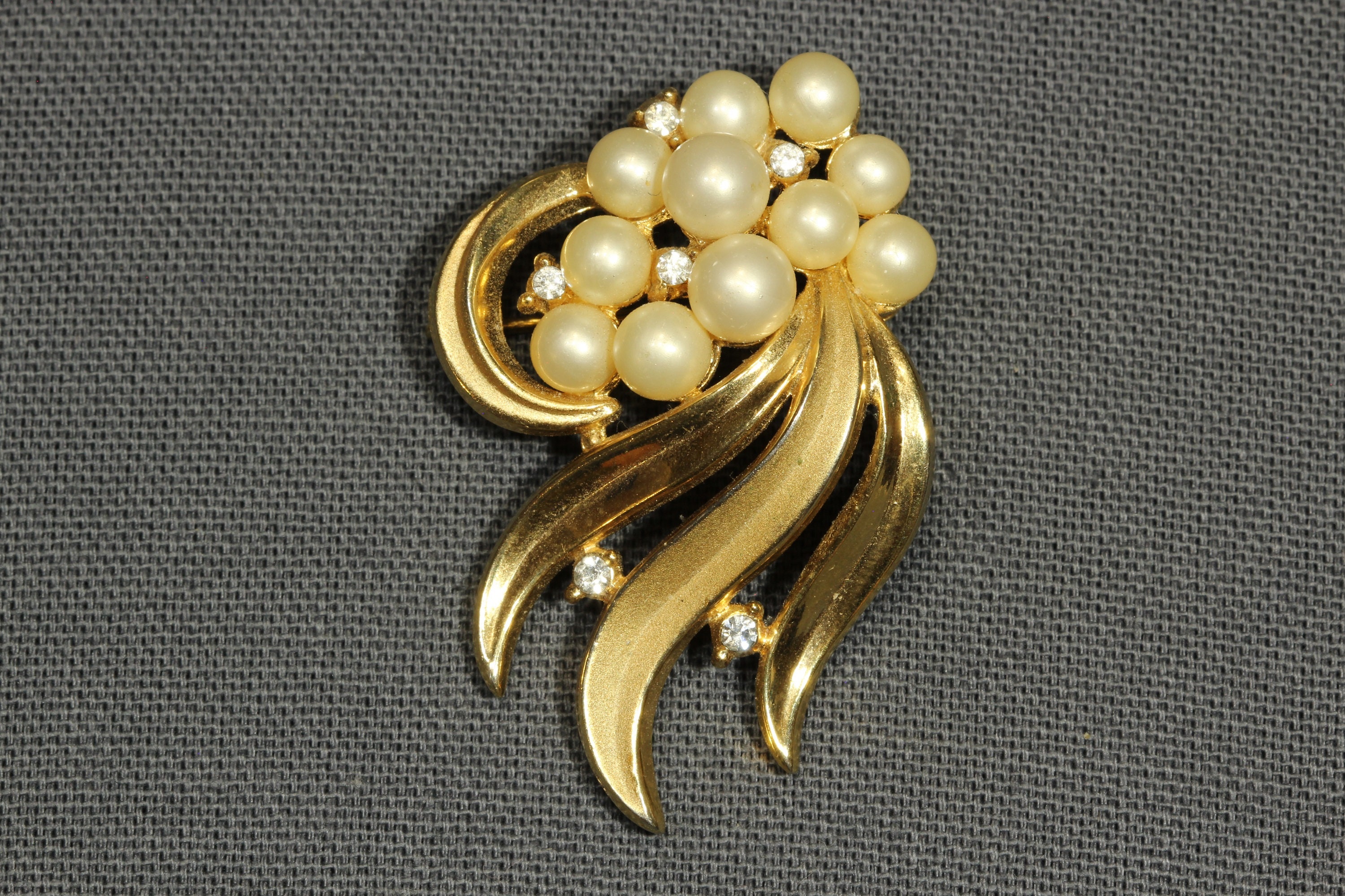 Crown Trifari Brooch - Etsy