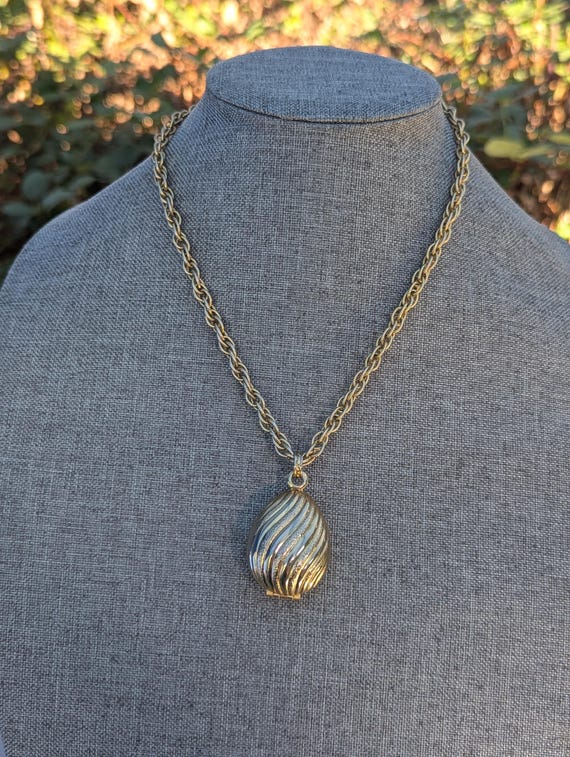 Vintage 1968 Avon Golden Charmer Perfume Locket Necklace - Gifts for Women