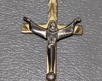 Vintage Chapel Sterling Silver Modernist Crucifix Cross Pendant
