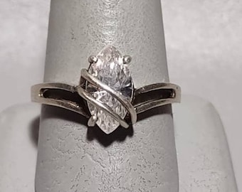 Vintage White Topaz Sterling Silver Ring-Ladies Size 10 Solitaire 925 Ring