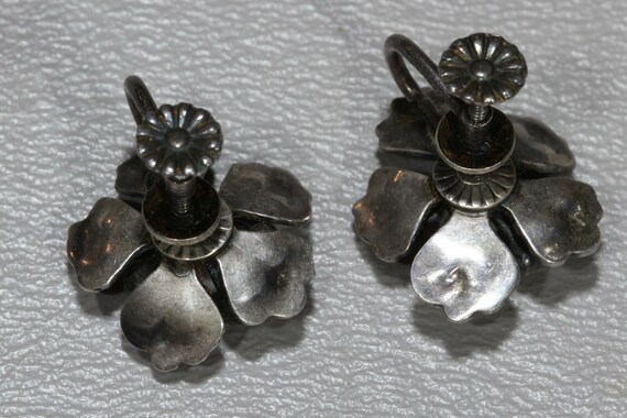 Vintage Napier Sterling Silver Fine Pearl Flower … - image 4