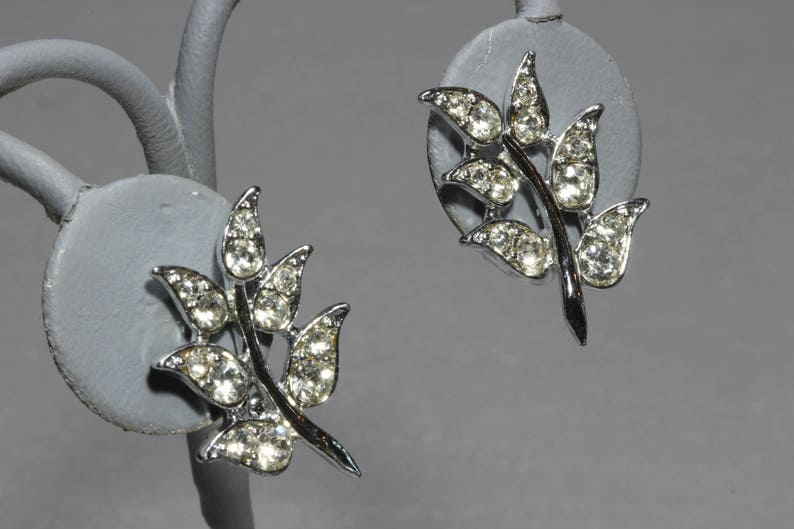 Vintage Sarah Coventry Rhinestone Earrings, Signed Sarah Coventry Silver Leaf Figural Earrings 1960s image 3