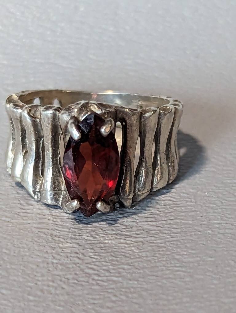 Garnet jewelry tiffany hot sale