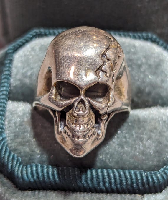 Vintage Men's Sterling Silver Biker Skull Ring - Size 10 - Gifts