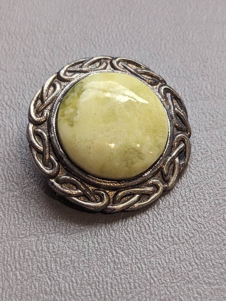 Connemara Marble Brooch - Etsy