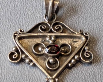 Sterling Silver Garnet Pendant-Vintage Fine 925 Gemstone Pendant