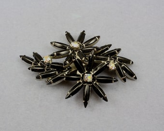Vintage Unsigned Black Slim Navette Aurora Borealis Rhinestone Brooch Pin