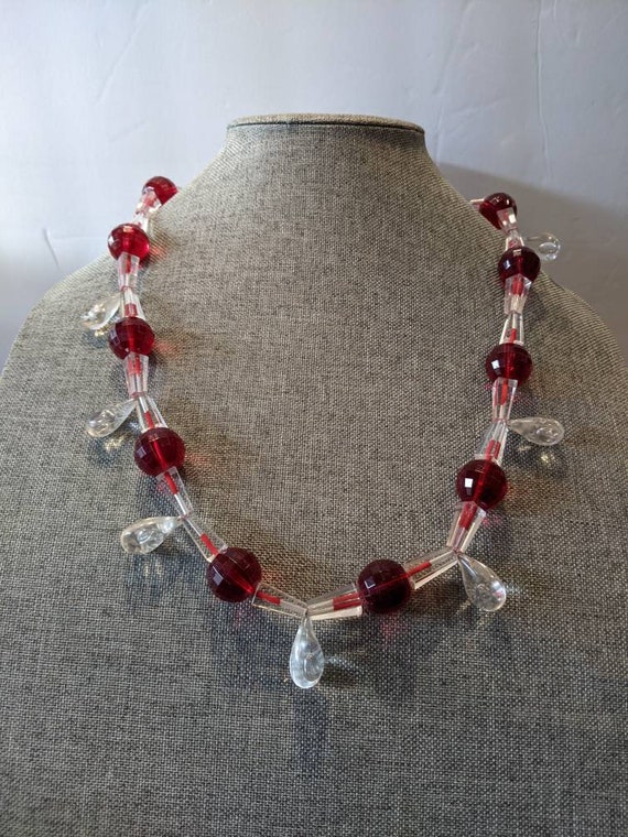 Vintage Statement Lucite Necklace-Red & Clear Luci