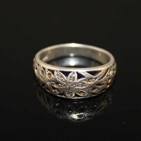 Sterling Silver Floral Ring Ladies Band Ring Open Work Size 7