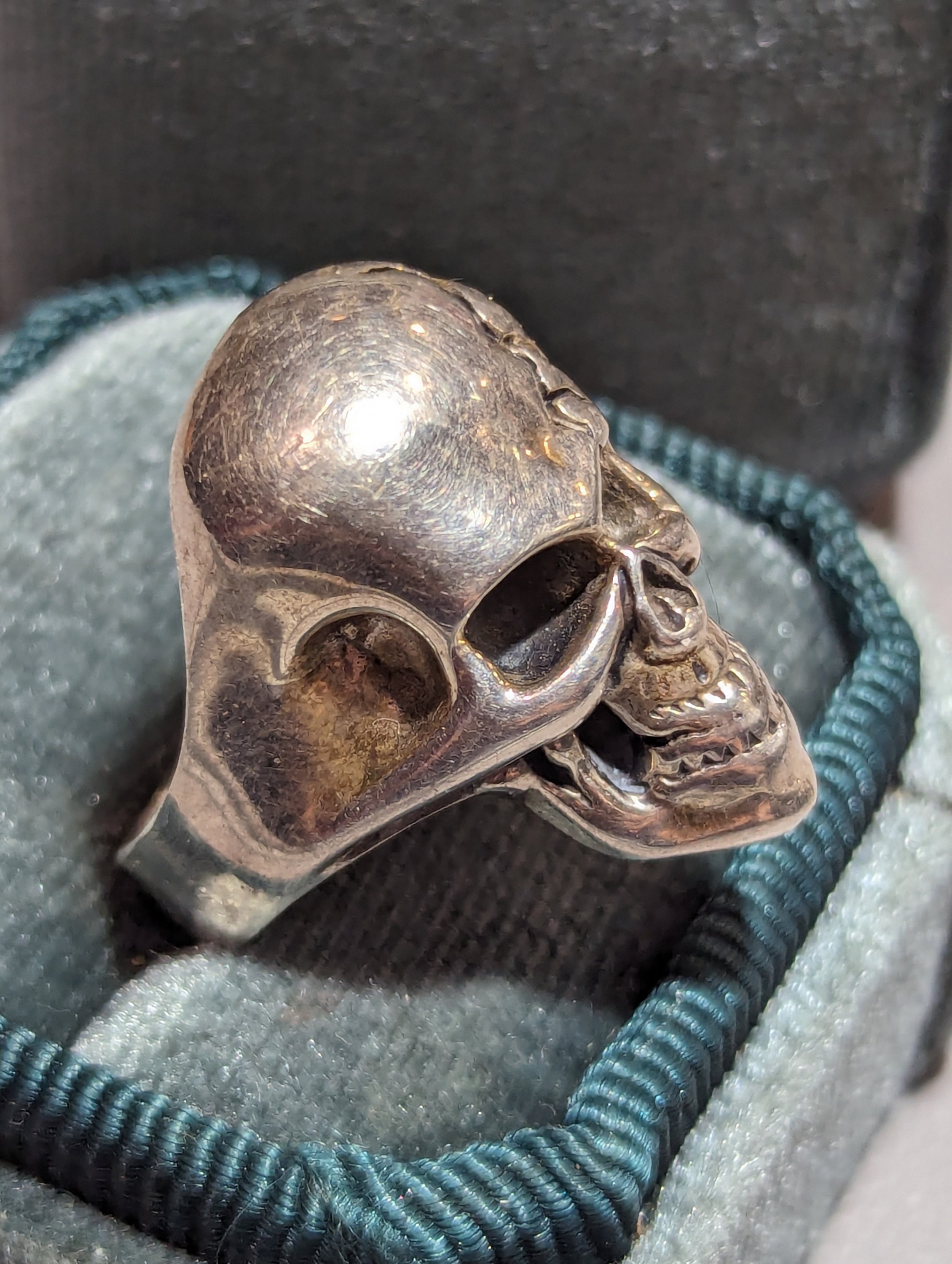 Vintage Men's Sterling Silver Biker Skull Ring - Size 10 - Gifts