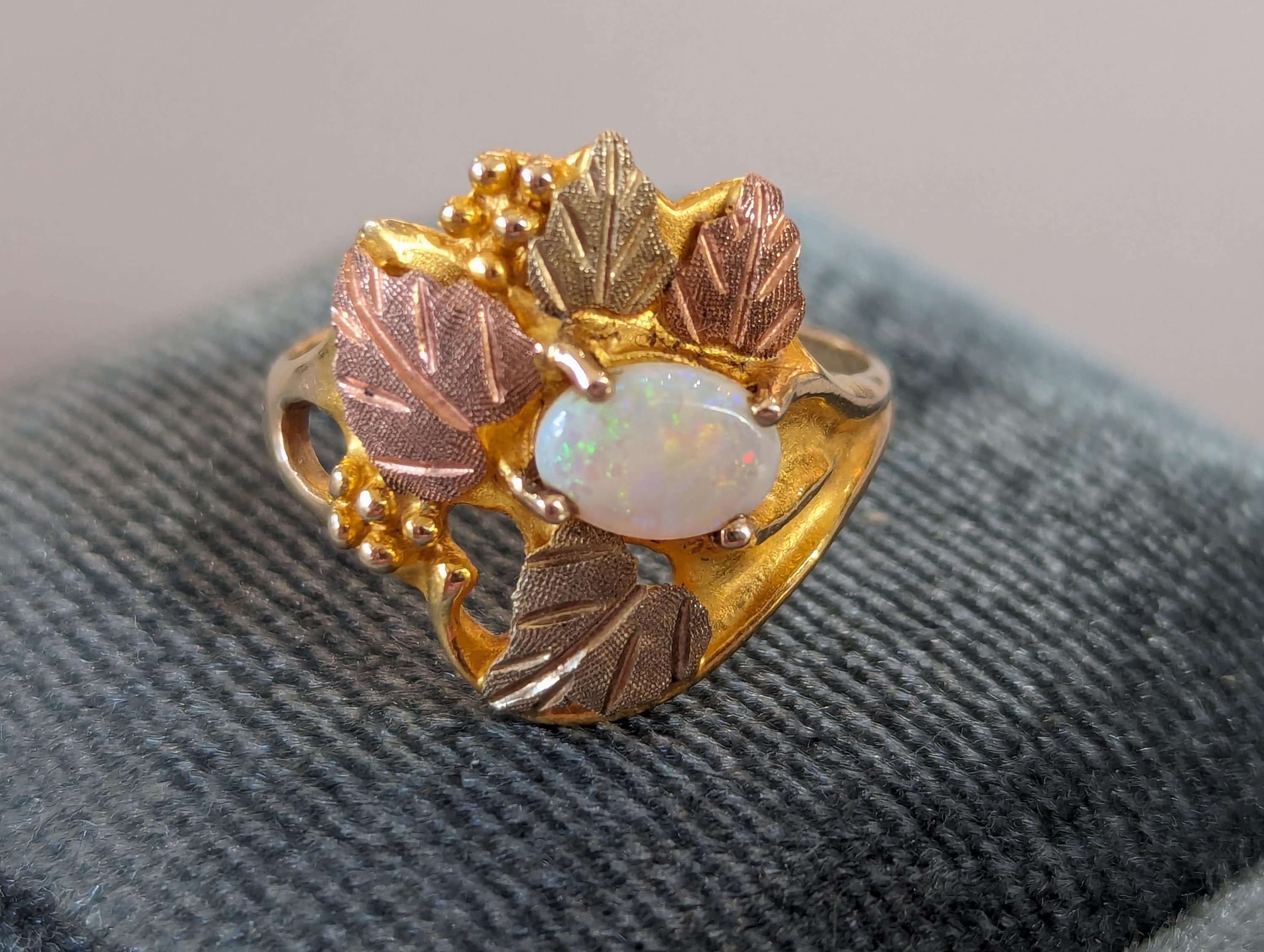 Stamper Jewelry Gold Diggers Black Hills Gold Jewelry G LC235