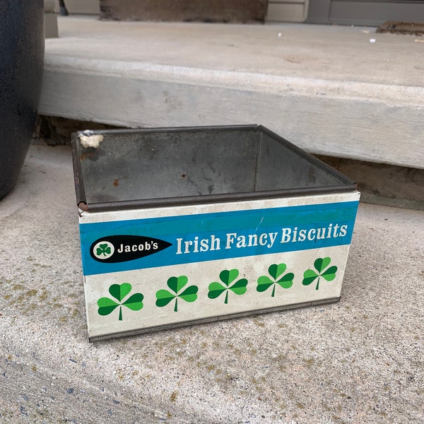 Vintage Jacob’s Irish Fancy Biscuits Tin Shamrock Clover Dublin Ireland