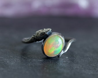 Ethiopian Opal Ring, Opal Snake Ring, Fire Opal Ring, Welo Opal Ring, Sterling Silver Snake Ring, Snake Jewelry... Size 8...