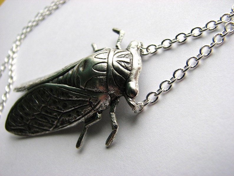 silver cicada necklace image 3