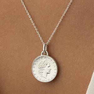 Italian 50 Lire Coin Medallion Necklace | Coin Pendant | Lucky Charm | Rhodium Silver Plated Lucky Coin | 1991 - 1995 |