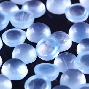 Aquamarine (milky) 4mm Round Cabochon Dark - per stone