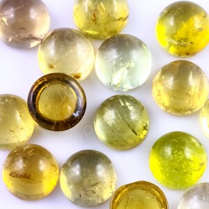 Yellow Tourmaline Cabochon 5mm Round 1 cab image 4