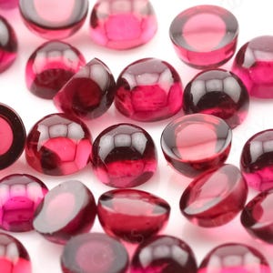 Rhodolith Granat Cabochon rund - pro Stein
