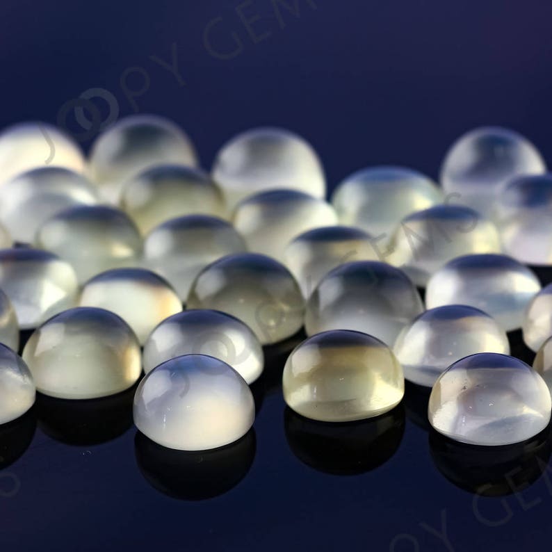 White Moonstone Cabochon 8mm Round 1 cab