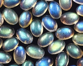 Labradorite Cabochon 6x4mm Oval - per stone