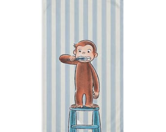 Toalla de manos de George el Curioso para cepillarse los dientes | Baño infantil de rayas azules