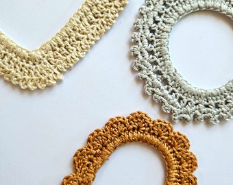 Crochet frame Square lace edges decorations Home decor Wall decor Mothers day gift Neutral picture frame Crochet photo frame Country style