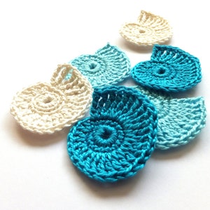 Sea shell appliques - Beach party decorations - crochet sea shells embellishment - beach theme applique - blue sea theme applique - set of 6