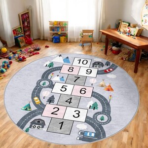 Multi-play stadskaarttapijt - hinkelspel- en treinbaan - grijs rond ontwerp voor kinderen - zacht, antislip en wasbaar - 4 ft/5 ft/6 ft