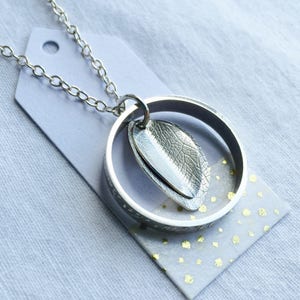 Personalized Family Tree pendant image 3