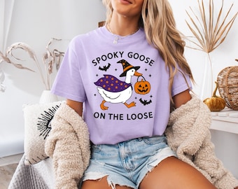 Halloween Shirt, Spooky Goose On The Loose T-shirt, Funny Halloween Tee, Spooky Season, Fall Season, Goose Shirt, Comfort Colors®