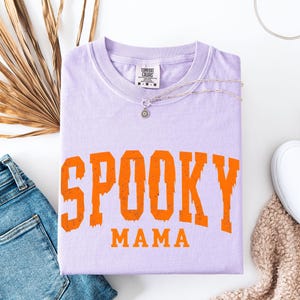 Halloween Shirt, Spooky Mama T-Shirt, Halloween Mom Shirt, Spooky Season, Retro Halloween Tee, Halloween Gift, Comfort Colors®