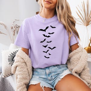 Halloween Shirt, Fledermäuse T-Shirt, Fledermäuse Tee, Halloween Geschenk, Treny Shirt, Herbstsaison, Gruseliges T-Shirt, Comfort Colors®