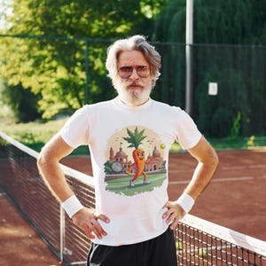 Cartoon Wortel T-shirt Tennissen in Rome, Rome ATP, Rome Master 1000 T-shirt, Unisex T-shirt met Sint-Pietersachtergrond, Cadeau voor tennisliefhebbers